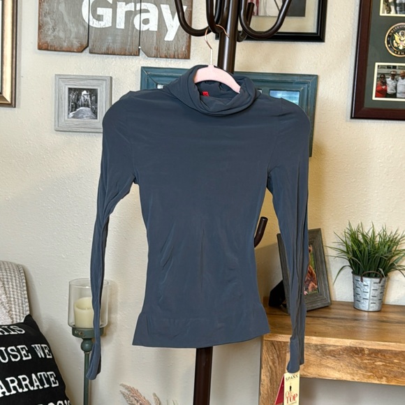 Spanx | On Top & In Control Long Sleeve Turtleneck in Graphite Gray Size XL - Picture 2 of 11